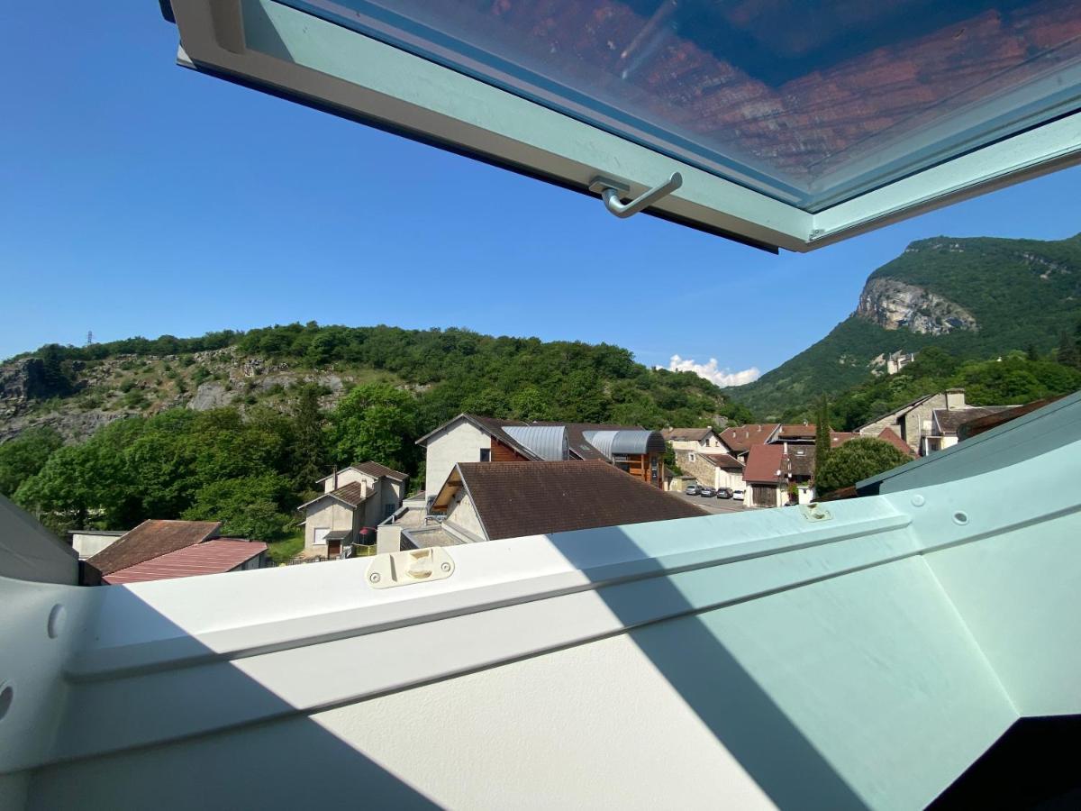 Appartement De Charme Au Pied Du Grand Colombier Culoz Exterior foto